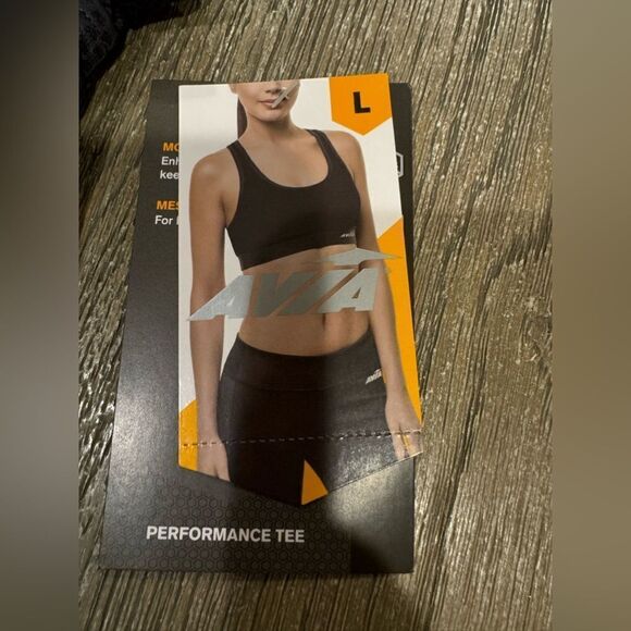 Athletic shirt. Brand new - Picture 2 of 3